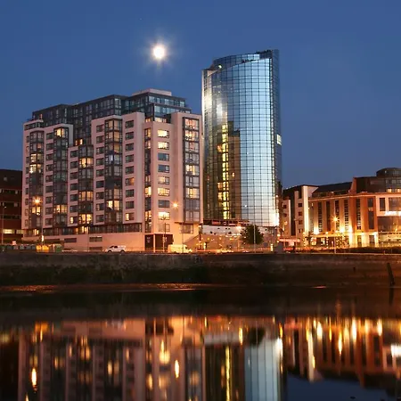 Quay Apartment